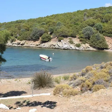 Little Mandraki House Holiday home